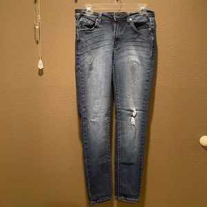 KanCan skinny jeans, gently used condition